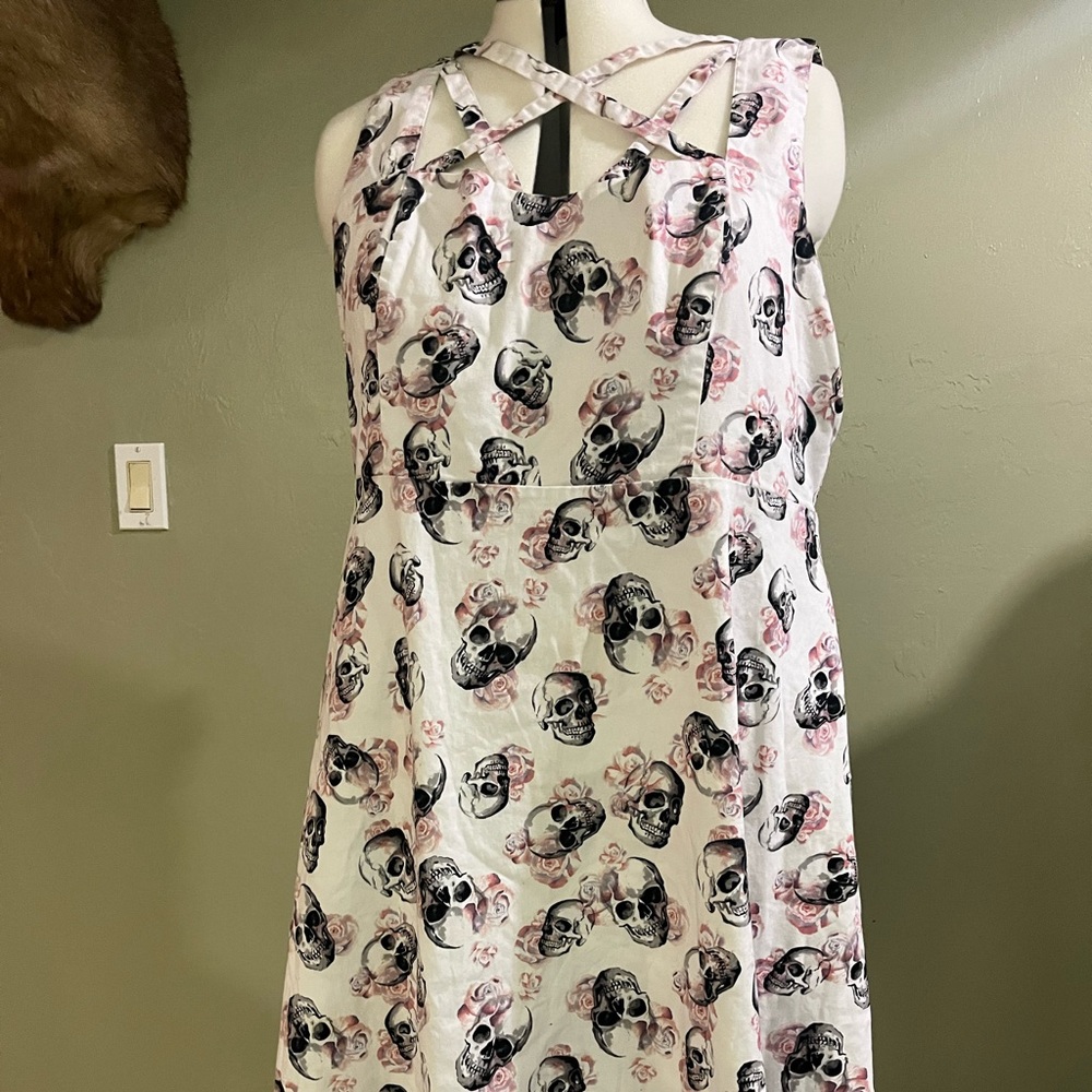 Torrid Skull Swing Dress Size 22